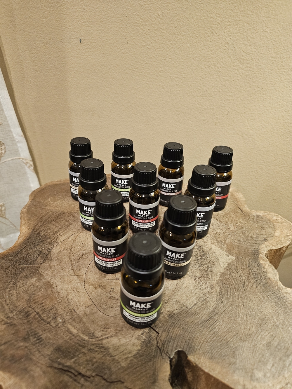 MAKE™ Amber Glass Fragance Oil Bottle - Assorted Black Cap (Set)